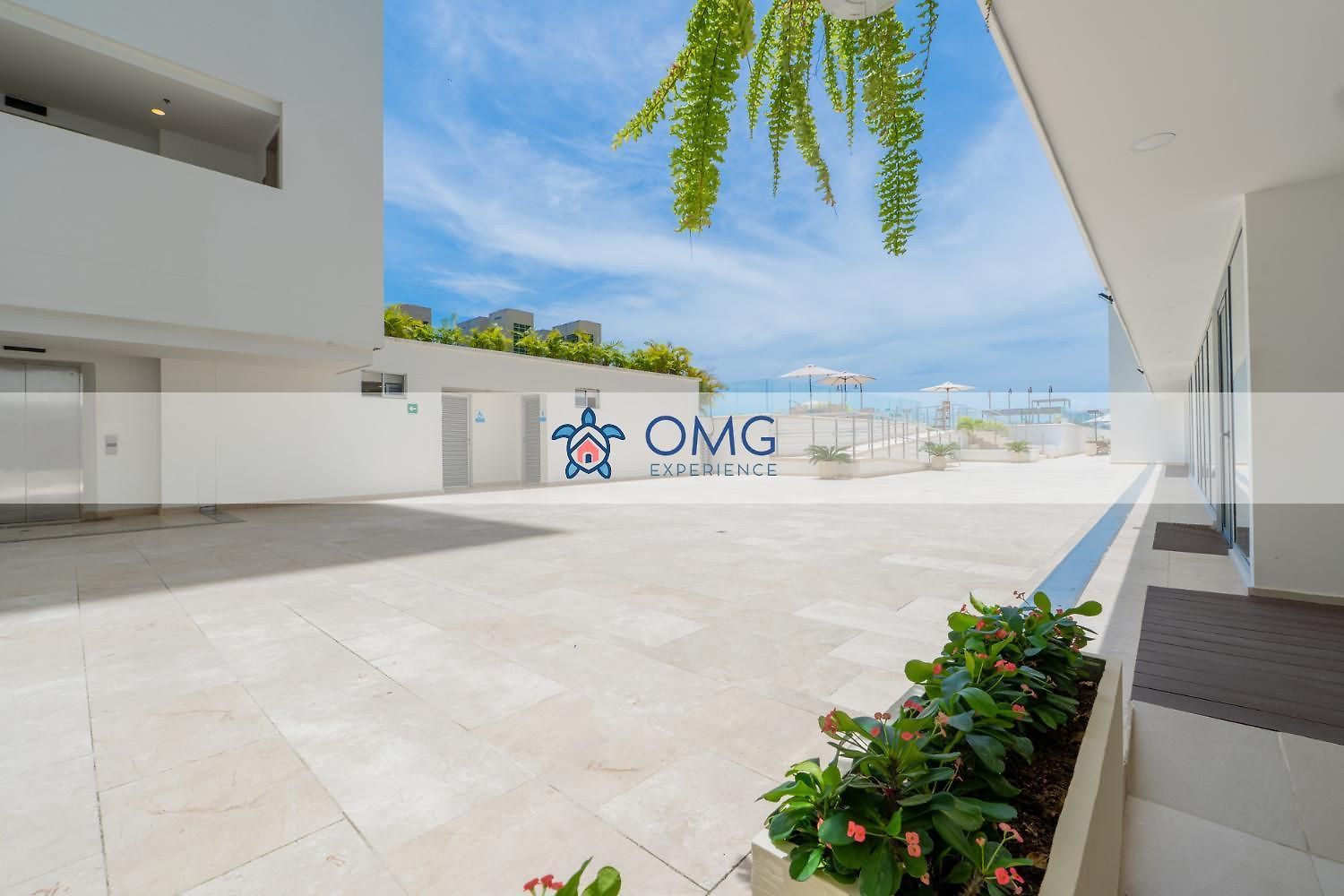 Apartamento Cb727 | Frente Al Mar Con Piscina Y Balcón Privado