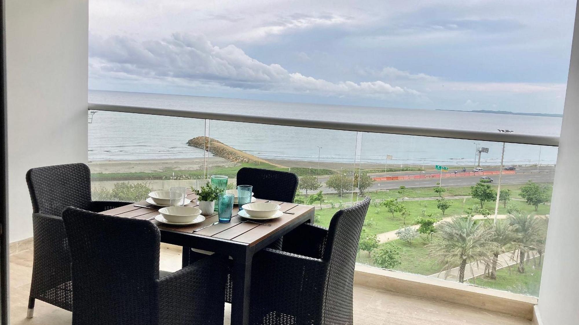 Cb727 | Frente Al Mar Con Piscina Y Balcón Privado *