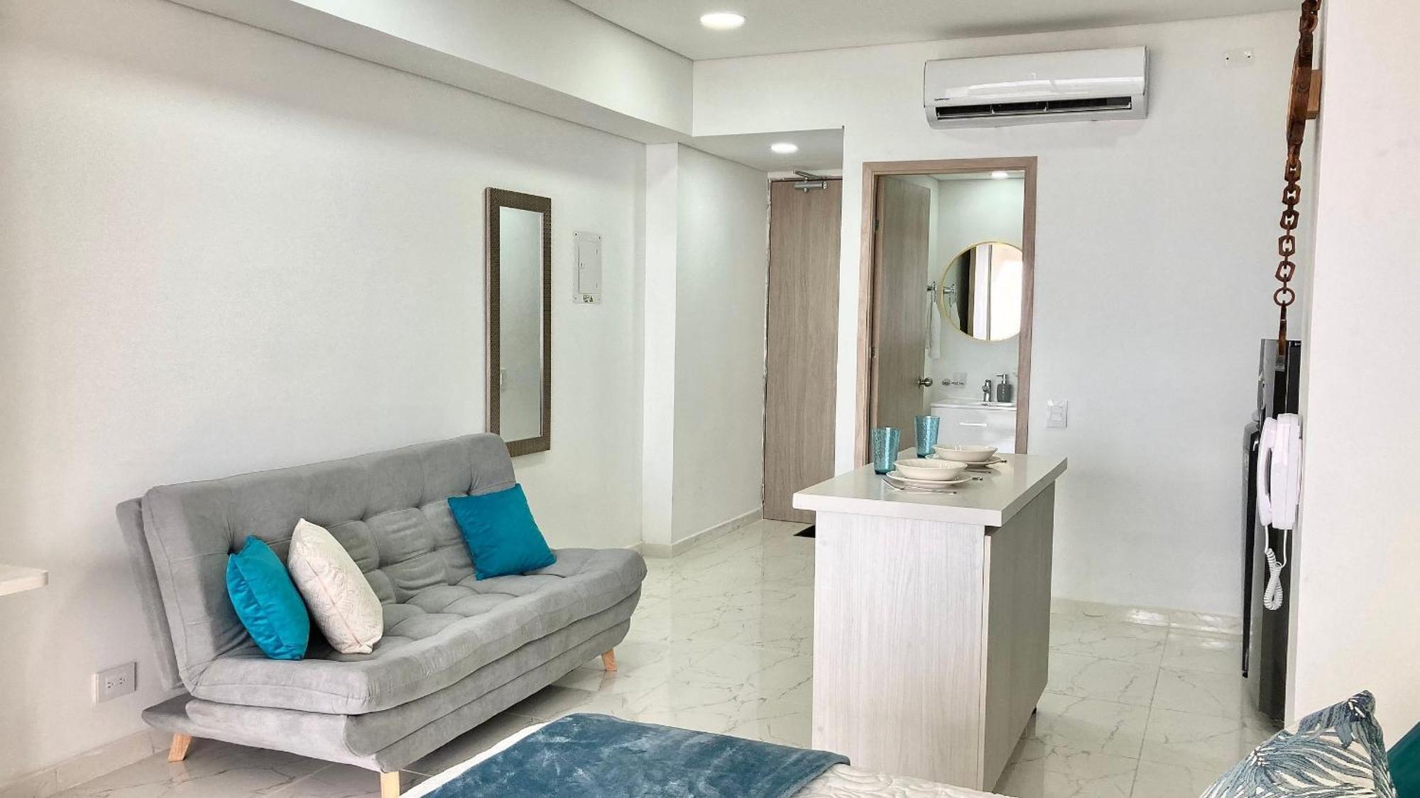 Cb727 | Frente Al Mar Con Piscina Y Balcón Privado Apartamento