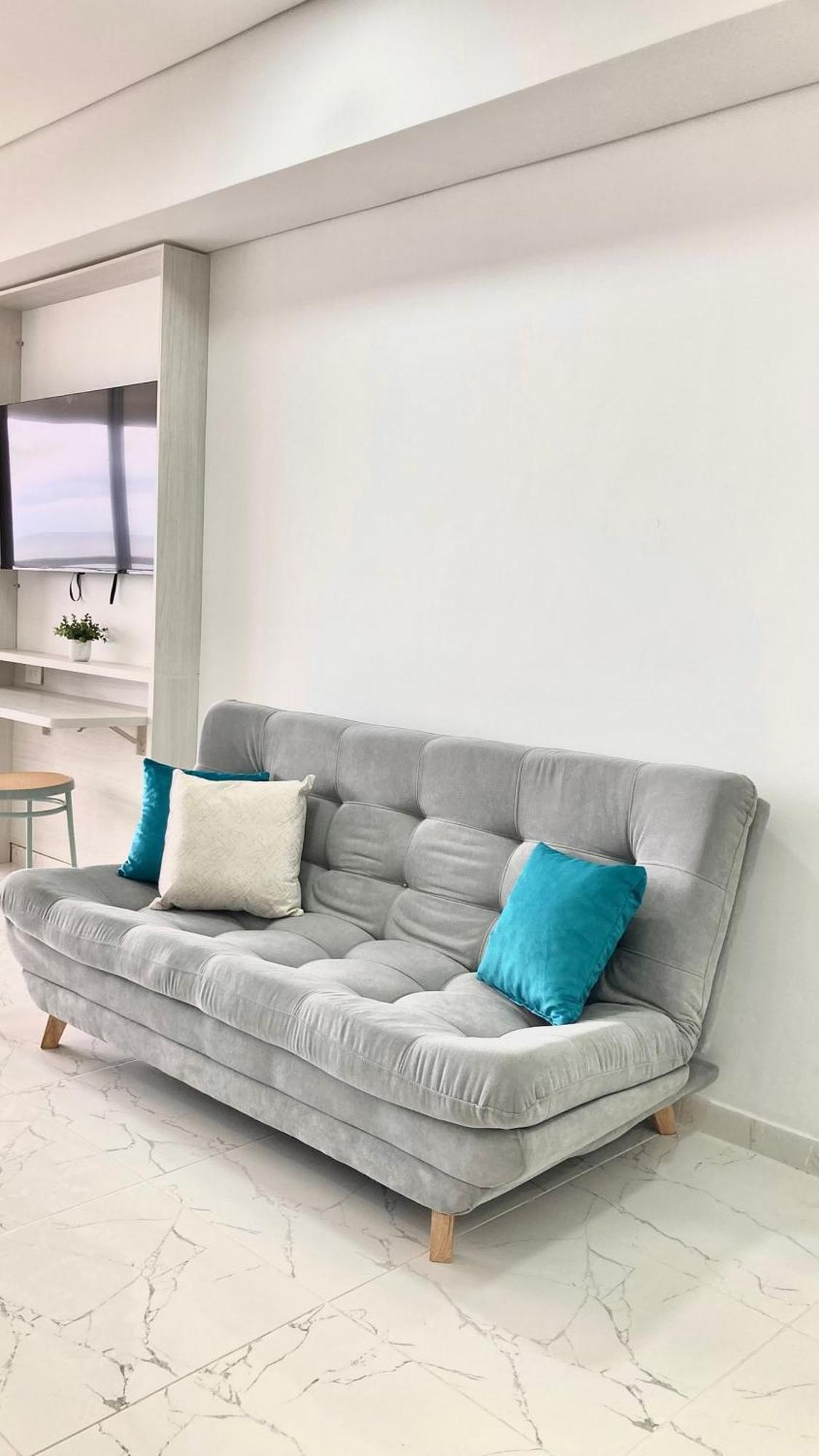 Apartamento Cb727 | Frente Al Mar Con Piscina Y Balcón Privado