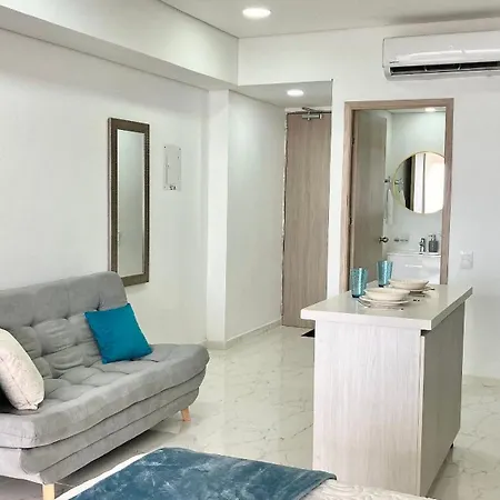 Cb727 | Frente Al Mar Con Piscina Y Balcón Privado Apartamento