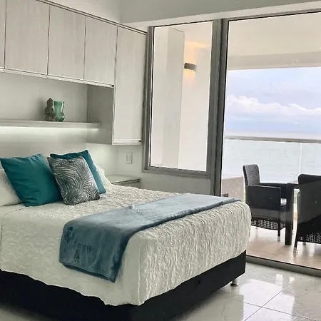 Apartamento Cb727 | Frente Al Mar Con Piscina Y Balcón Privado *