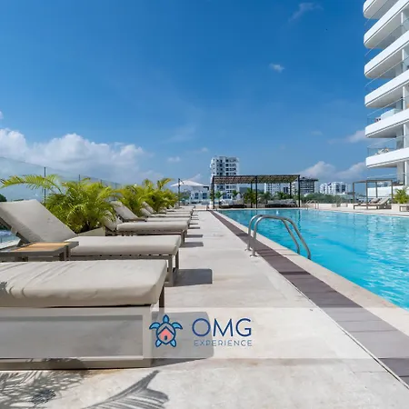 Cb727 | Frente Al Mar Con Piscina Y Balcón Privado