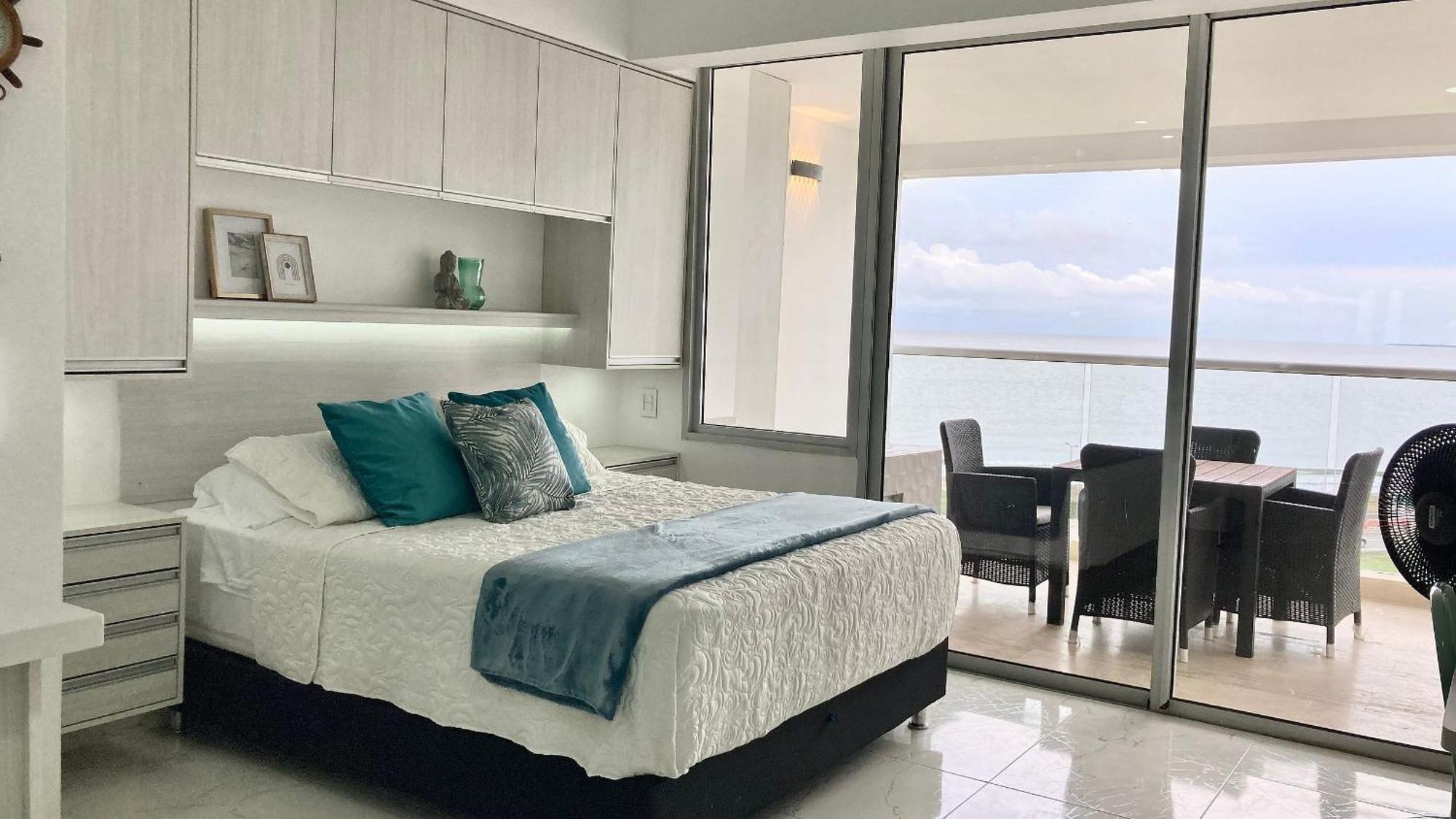 Apartamento Cb727 | Frente Al Mar Con Piscina Y Balcón Privado *